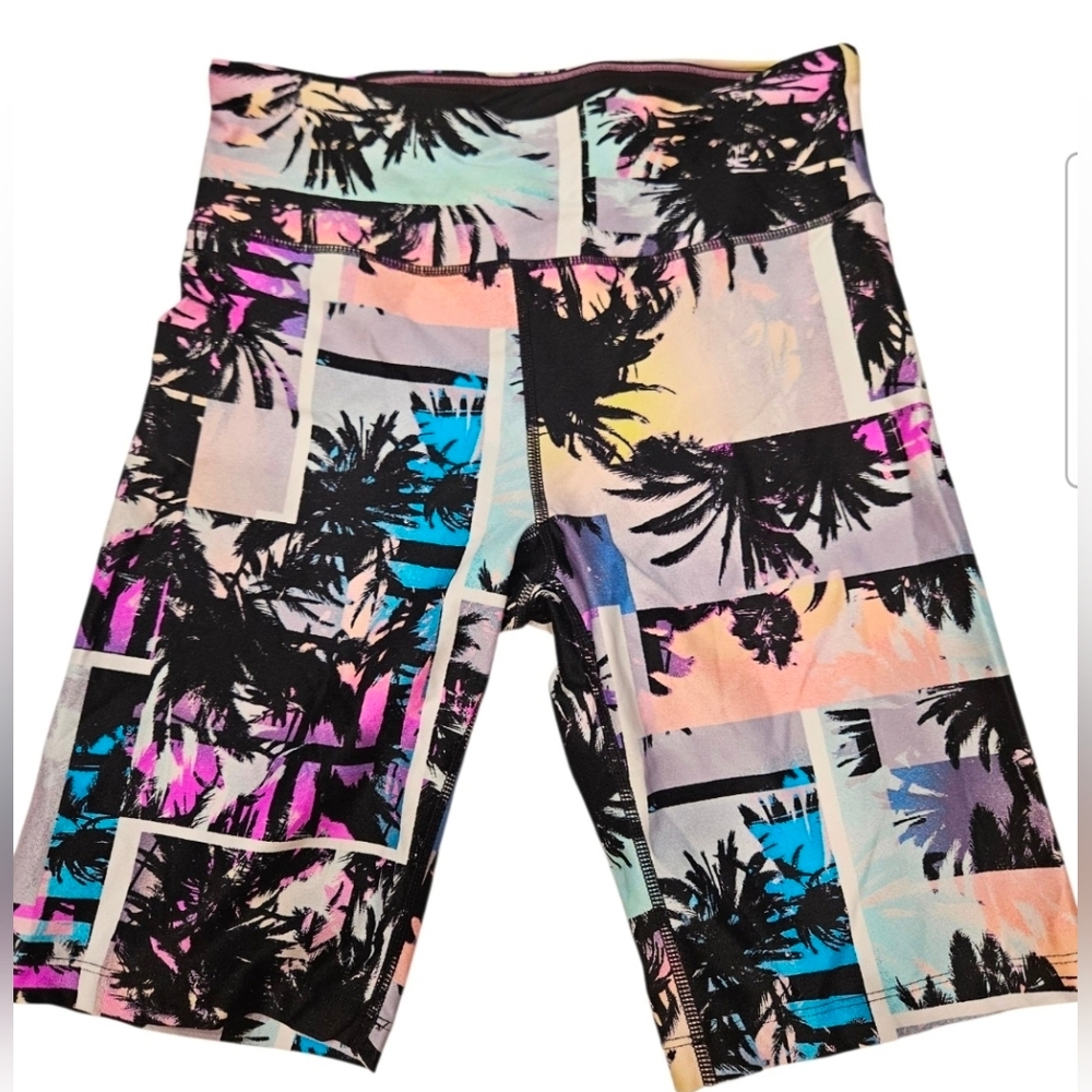 Calvin Klein Performance Shorts Size Small Palm Trees
